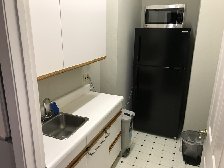 More Photos Of 38-42 S B St, San Mateo Office For Lease