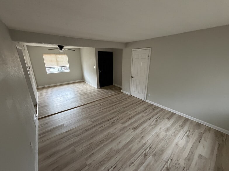 More Photos Of 1621 Washington Blvd, Kansas City Apartments For Sale