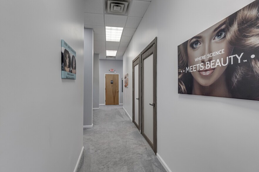 More Photos Of 102-112 Town Center Dr, Warren Office For Lease