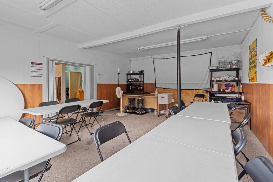 More Photos Of 1128 N Main St, Oakboro Restaurant For Sale