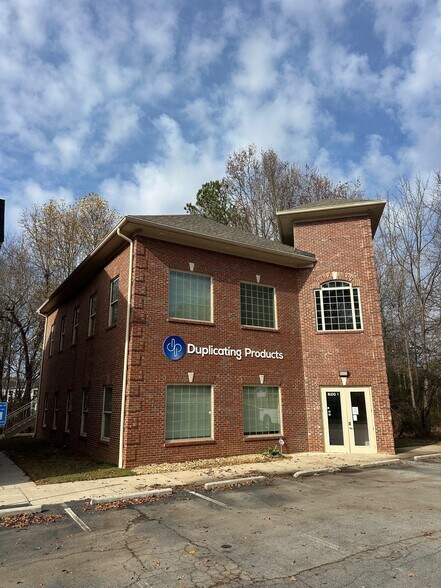 More Photos Of 2576 Lawrenceville Suwanee Rd, Suwanee Office For Sale