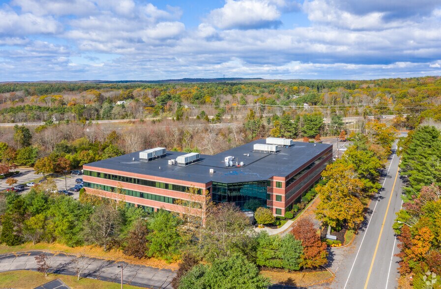 More Photos Of 2 Hampshire St, Foxborough Office For Lease
