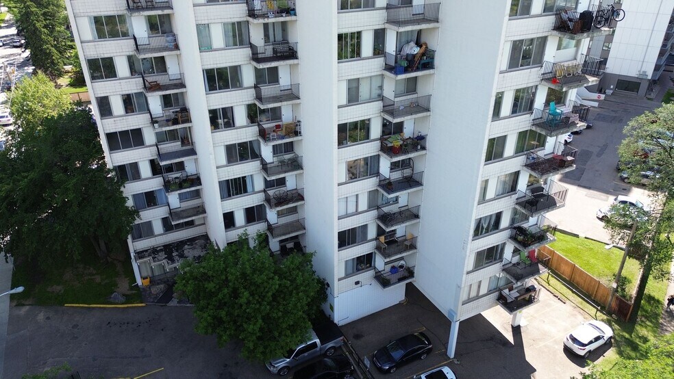 More Photos Of 10101 Saskatchewan Dr NW, Edmonton Apartments For Sale