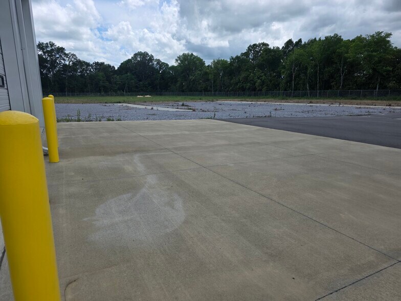 More Photos Of 5200 Norman Bridge Rd, Montgomery Land For Lease