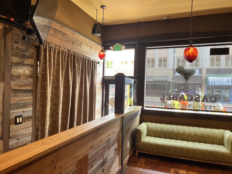 More Photos Of 1121-1139 4th St, San Rafael Storefront Retail Office For Lease