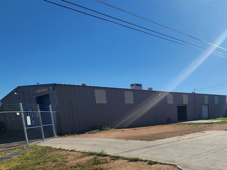 More Photos Of 2365 Northern Ave, Kingman Unknown For Lease