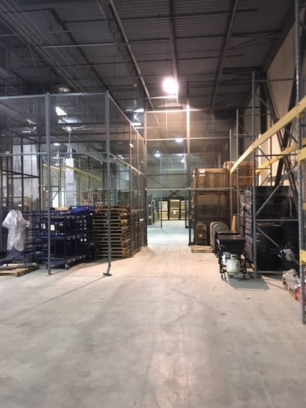 More Photos Of 133 Bauer Dr, Oakland Warehouse For Sale