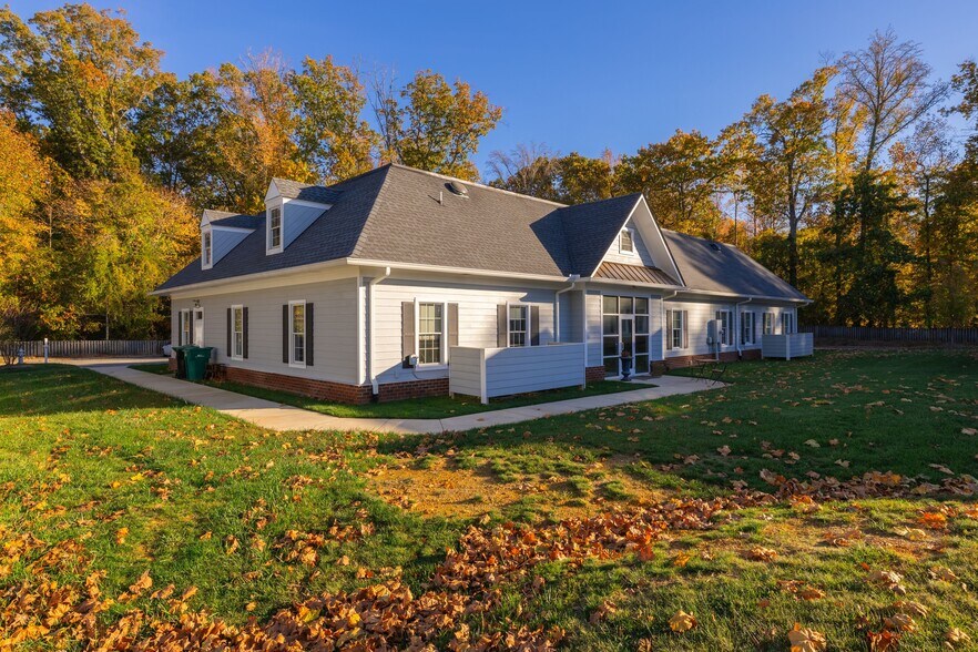 More Photos Of 324 Browns Hill Ct, Midlothian Coworking Space