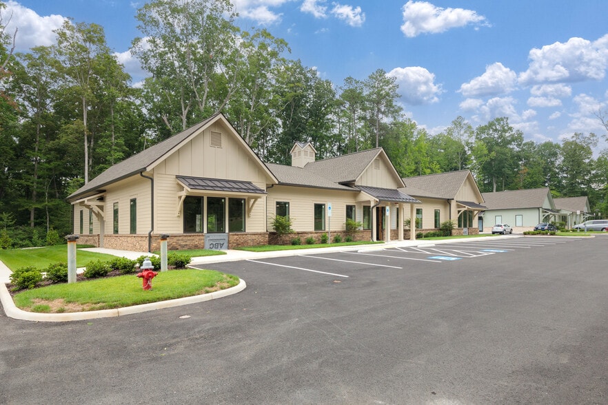 More Photos Of 12872 Patterson Ave, Richmond Medical For Sale