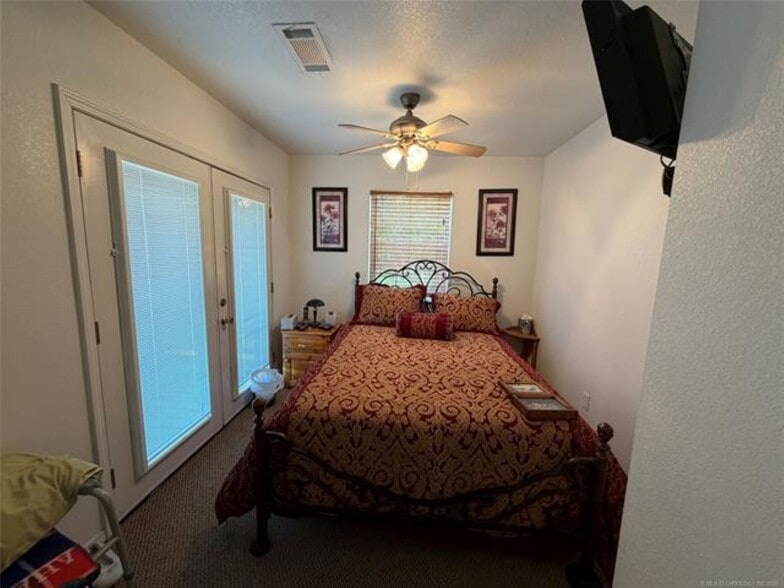 More Photos Of 500 1st St, Clayton Self Storage For Sale