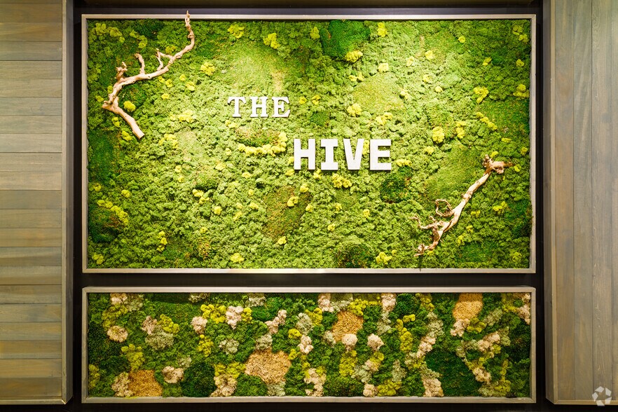 More Photos Of 2722 E Michigan Ave, Lansing Loft Creative Space For Lease