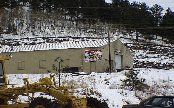 Primary Photo Of 12997 S Elk Creek Rd, Pine Warehouse For Lease