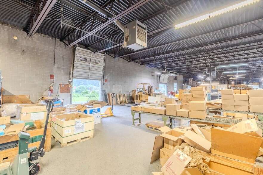 More Photos Of 55-57 Mark Dr, Delmont Light Manufacturing For Lease