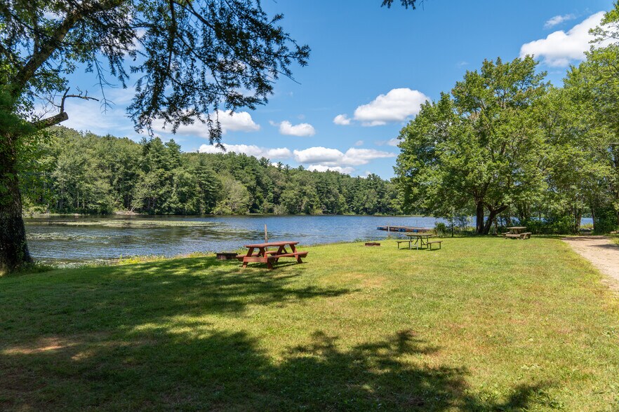 More Photos Of 1379 CT-197, Woodstock Specialty For Sale