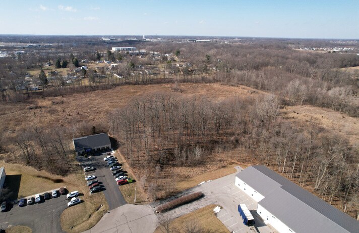 More Photos Of 815 Lawrence Dr, Fort Wayne Land For Lease