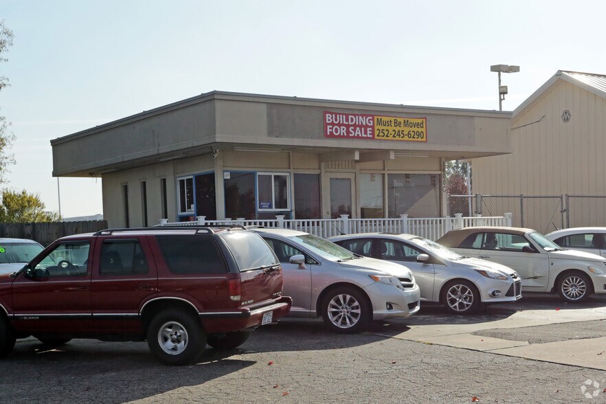 More Photos Of 1600 Forest Hills Rd W, Wilson Office For Sale