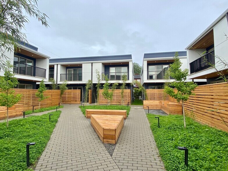 More Photos Of 5115 E Burnside St, Portland Apartments For Sale