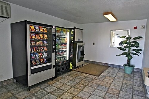 More Photos Of 16901 Stoddard Wells Rd, Victorville Hotel For Sale