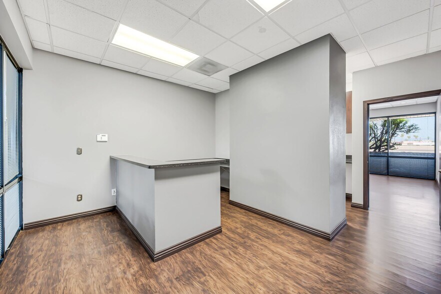 More Photos Of 145 E University Dr, Mesa Office For Lease