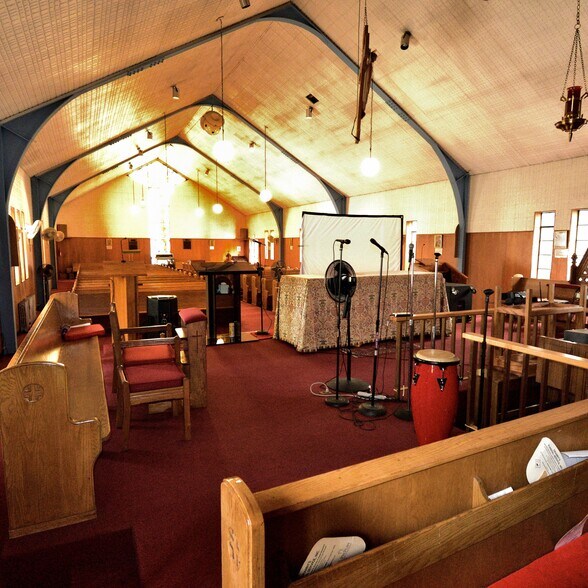 More Photos Of 135 Remington Pl, New Rochelle Religious Facility For Lease