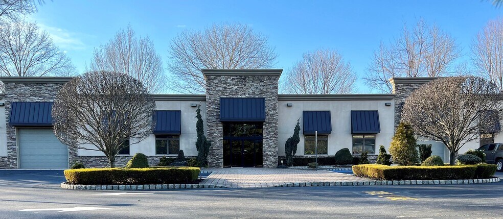 Primary Photo Of 1719 Ginesi Dr, Freehold Contractor Storage Yard For Lease