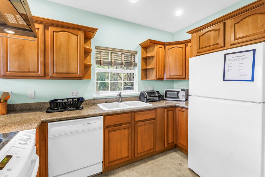 More Photos Of , Tampa Multifamily For Sale