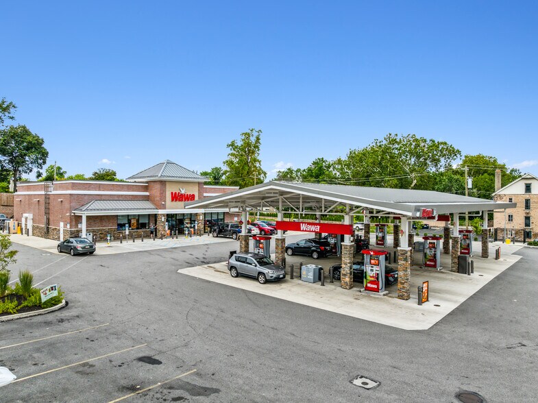 Primary Photo Of 412 S York Rd, Hatboro Convenience Store For Sale