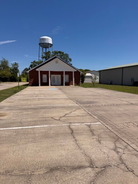 More Photos Of 130 Gralan Dr, Byron Office Residential For Sale