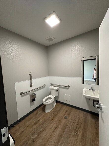 More Photos Of 11215 Washington St, Northglenn Freestanding For Sale