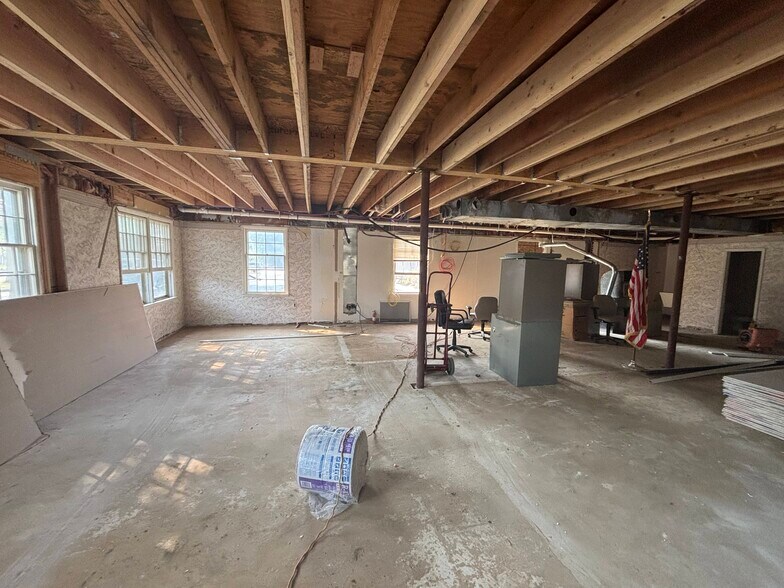 More Photos Of 510 S Burnt Mill Rd, Voorhees Office For Lease