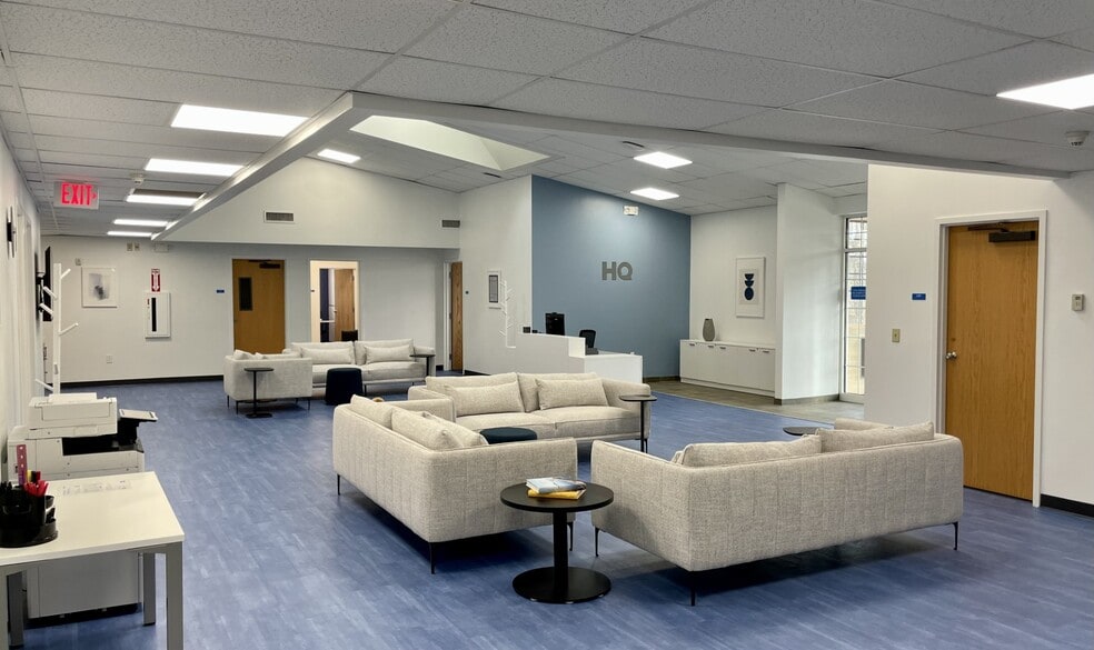 More Photos Of 201 Water Tower Dr, Madison Office For Sale