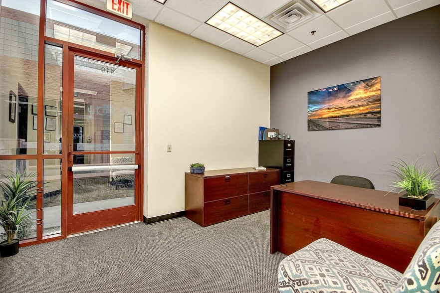 More Photos Of 6262 E Broadway Rd, Mesa Medical For Sale