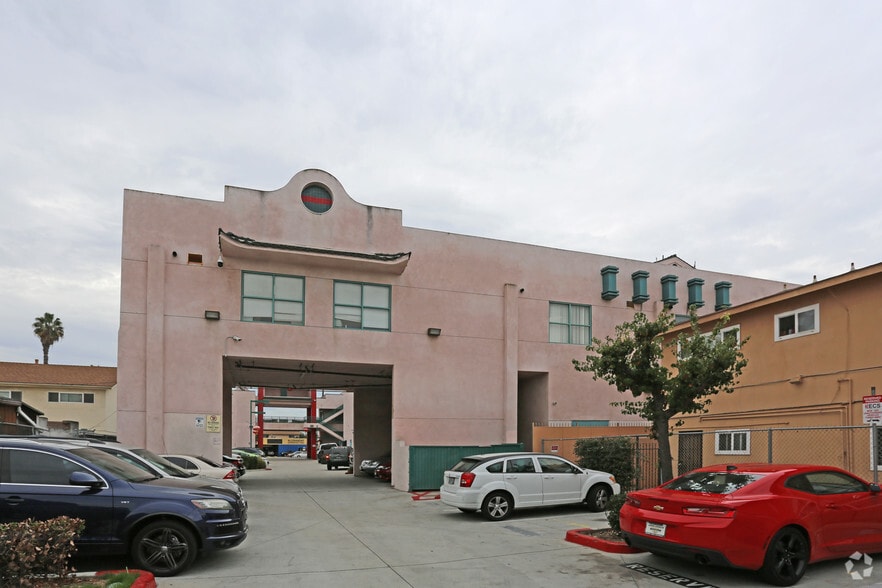 More Photos Of 4660 El Cajon Blvd, San Diego Medical For Lease