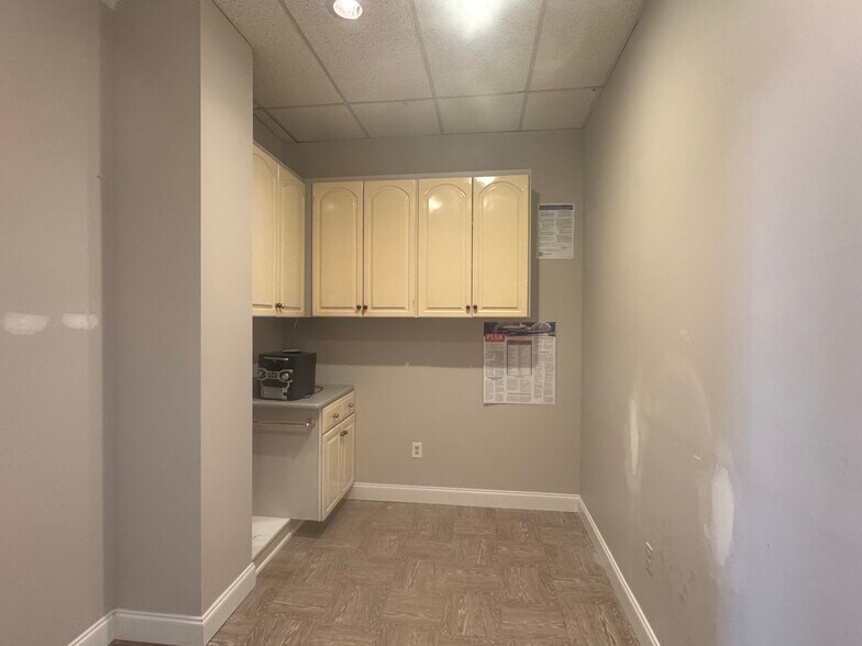 More Photos Of 703 Black Horse Pike, Glendora Storefront Retail Office For Lease