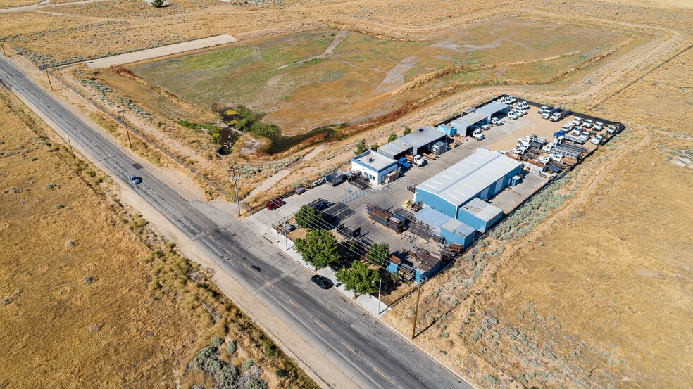 More Photos Of 39006 20th St E, Palmdale Auto Repair For Lease