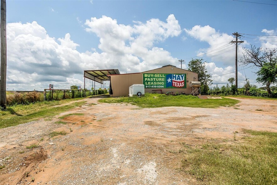 More Photos Of 113 Dennis Junction Rd, Weatherford Warehouse For Sale