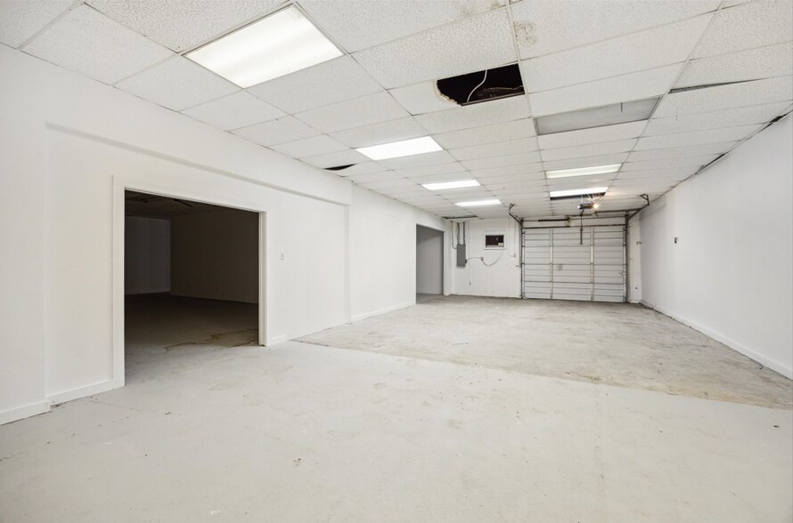 More Photos Of 10226 Georgibelle Dr, Houston Unknown For Lease