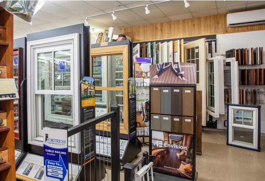 More Photos Of 190 Ossipee Trl E, Standish Freestanding For Sale