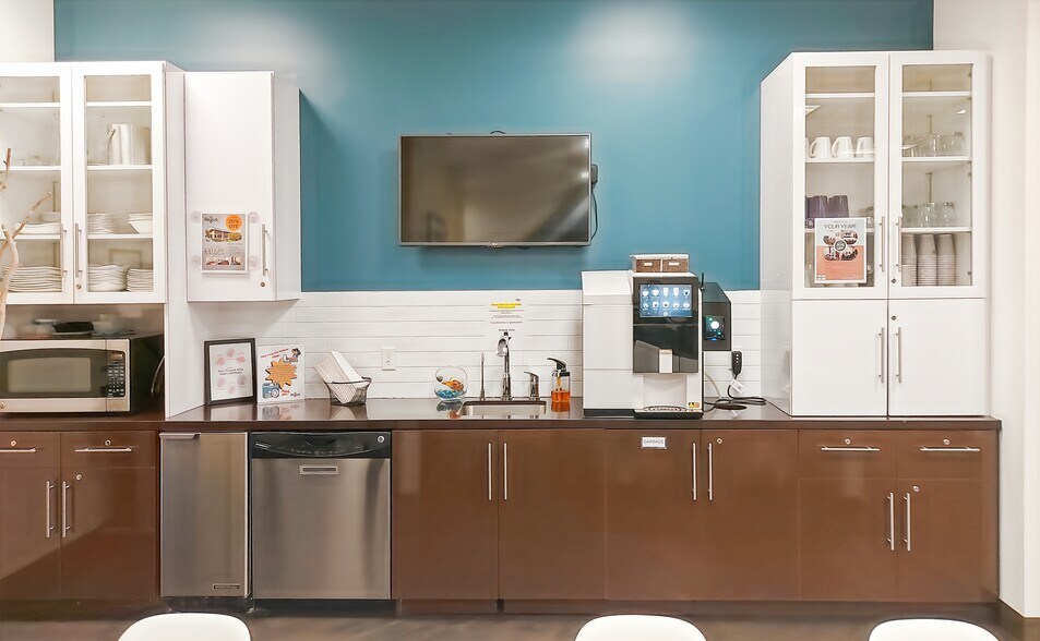 More Photos Of 400 Union Ave SE, Olympia Coworking Space