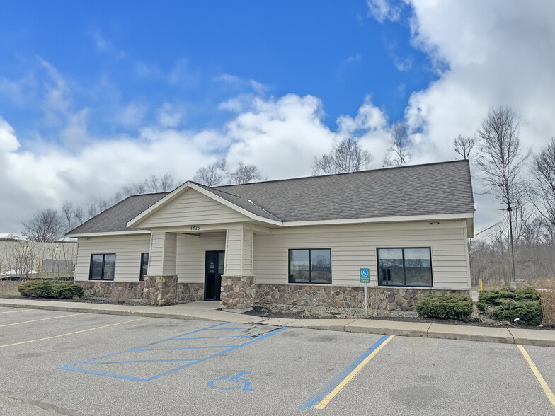 Primary Photo Of 4426 Division St, Moline Storefront Retail Office For Sale