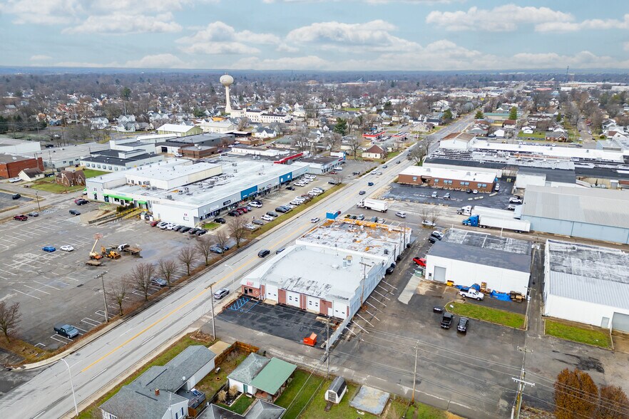 More Photos Of 1441 Central Ave, Columbus Auto Repair For Lease
