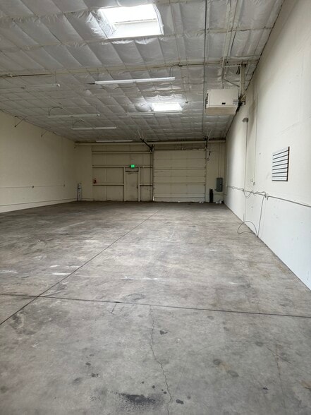 More Photos Of 872 Cottonwood Ln, Fernley Flex For Lease