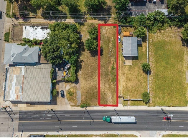 More Photos Of 1910 Al Lipscomb, Dallas Land For Sale