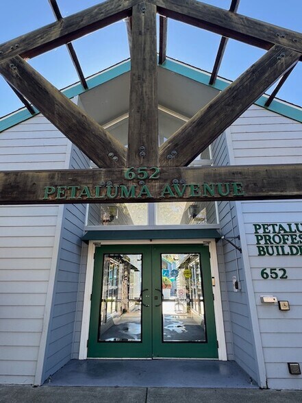 More Photos Of 652 Petaluma Ave, Sebastopol Medical For Lease