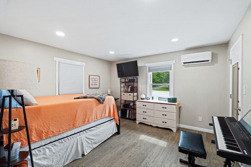 More Photos Of 217 W 28th St, Buena Vista Apartments For Sale