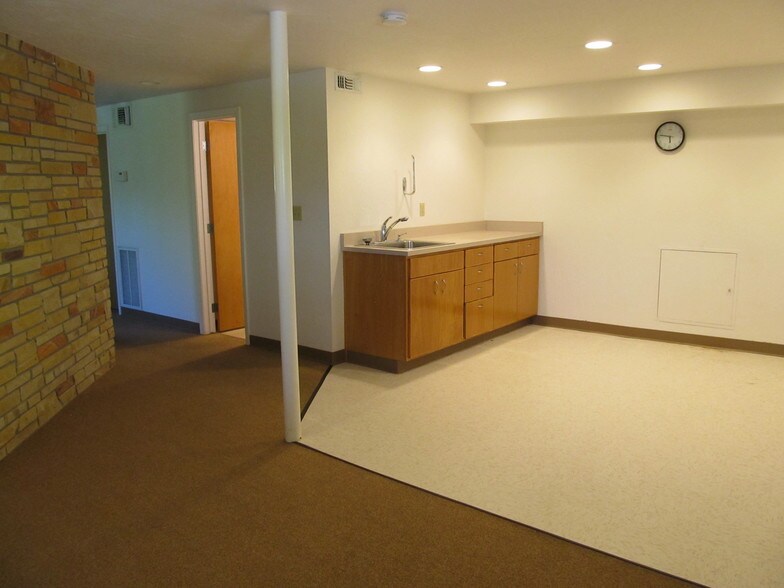 More Photos Of 111 Margaret Ln, Grass Valley Office For Sale