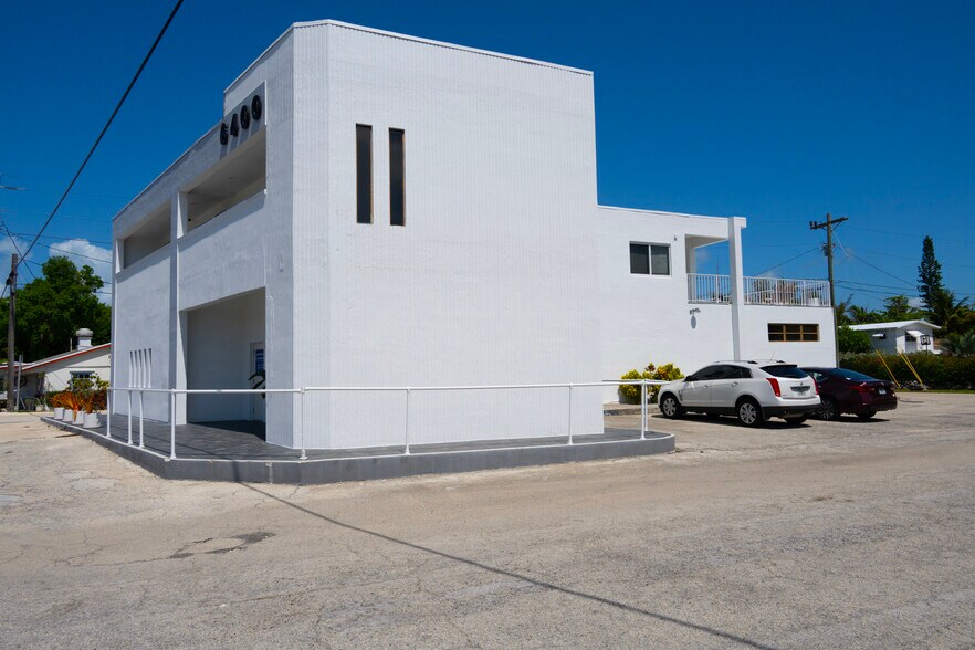 More Photos Of 6400 Overseas Hwy, Marathon Medical For Lease