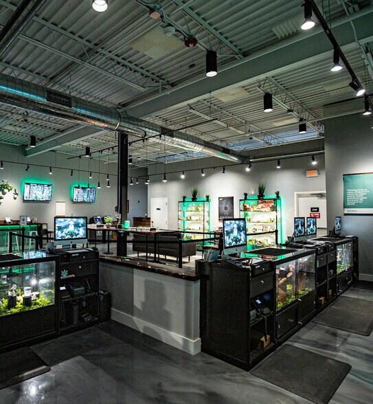 More Photos Of 34 Extension St, Attleboro Warehouse For Sale