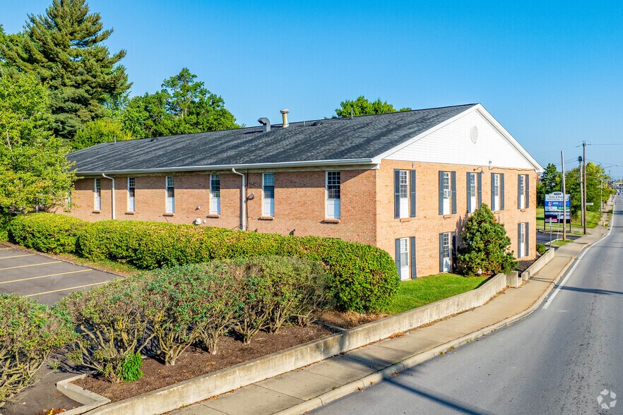 More Photos Of 7225 Colerain Ave, Cincinnati Office For Lease