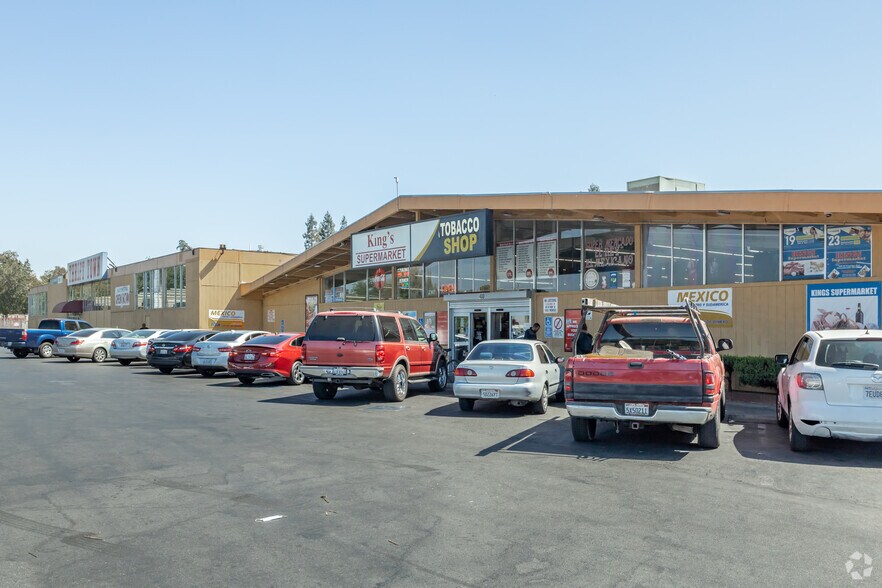 More Photos Of 400-410 El Camino Ave, Sacramento Supermarket For Sale